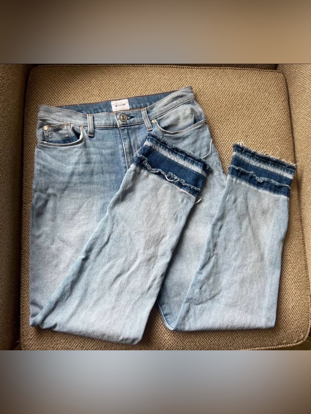 Hudson High Rise Zooey Straight Double Raw Hem size 28